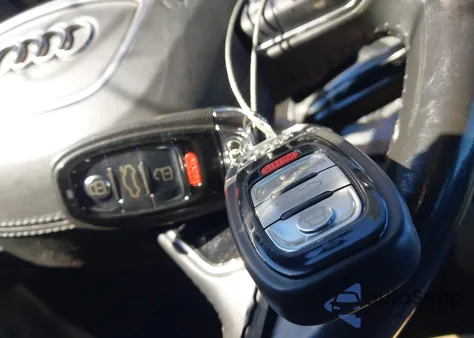 2015 Audi A8 L 4.0T from USA, damaged, VIN WAU32AFDXFN022202